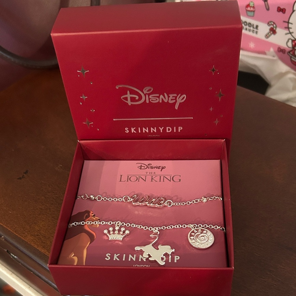 Disney’s Lion King / SKINNYDIP London Silver tone bracelet